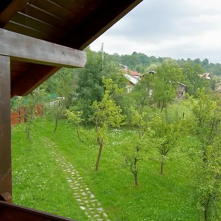 Casuta Cu Prieteni * Cornu de Jos